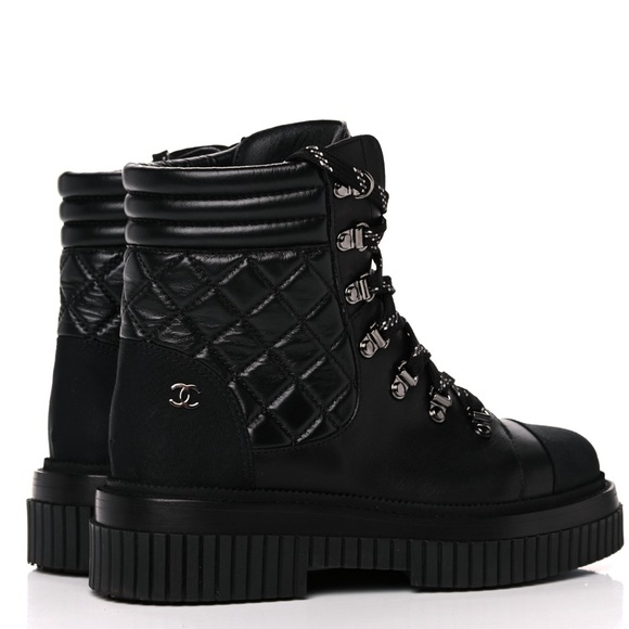 Women’s 2021 CHANEL Lace Up Combat Boots 2021 37 7 - Picture 1 of 12